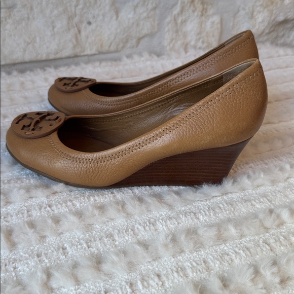 Tory Burch Women Shoes 👠- Size : 7.5 - Picture 3 of 10